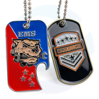 Personalisierte leere oder benutzerdefinierte Logo gravierter Name Edelstahllegierung Metal Metal Hundeausweis Tags Emaille Hunde Tag Halskette für Mann