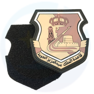 Custom Designer Silicon 3D PVC Luxus Flagge Patches Gummibrand Logo Saudi Arabien Air Force King Basis Militär Klettverschluss Patch 