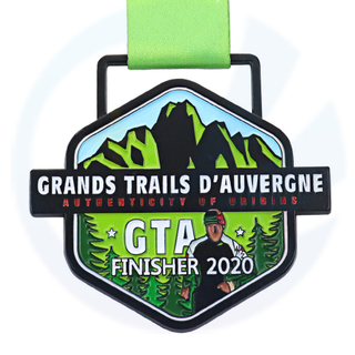 Hochwertige Finisher farbig Design Running Race Finisher Custom Climbing Trailrun Marathon Metal Award Medaillen mit Band
