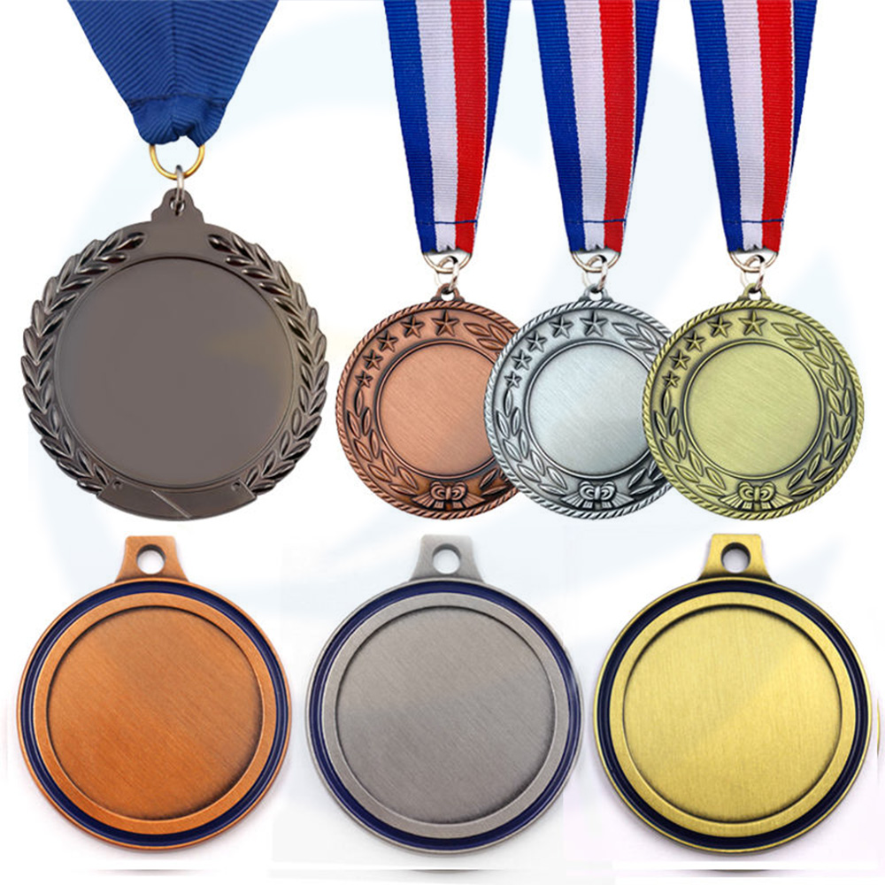 Großhandel billig maßgeschneiderte Metallgold Siver Bronze Award Running Marathon Taekwondo Karate Fußball Sport Blank Medaille