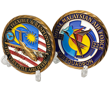Großhandel Custom Royal Malaysian Navy Souvenir Challenge Münze mit Acrylkiste