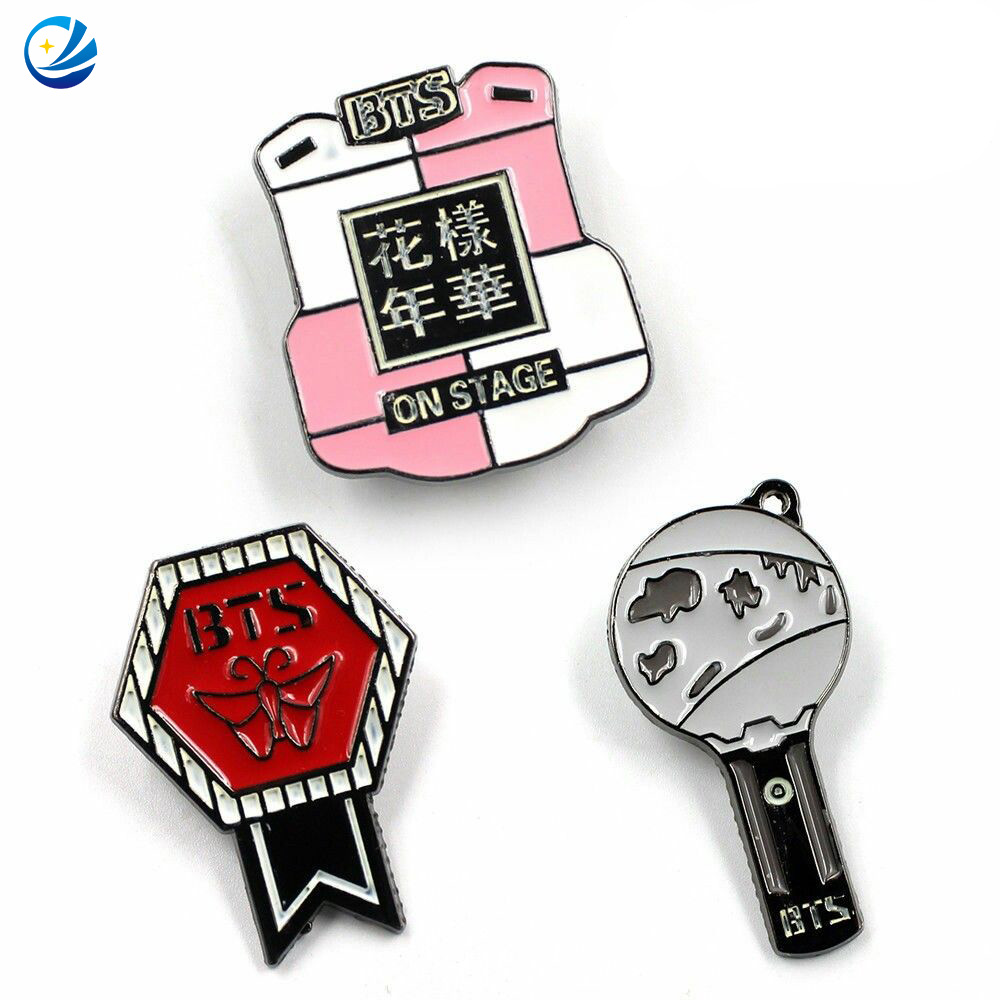 China Hersteller Hight Quality Custom Glitter Soft Hard Emaille Pins Gold Metall Badge Logo Kpop Revers Pins